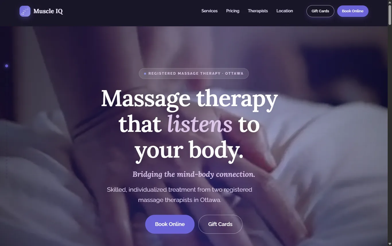 Muscle IQ homepage: Massage therapy that listens to your body, with Book online and Gift cards buttons.