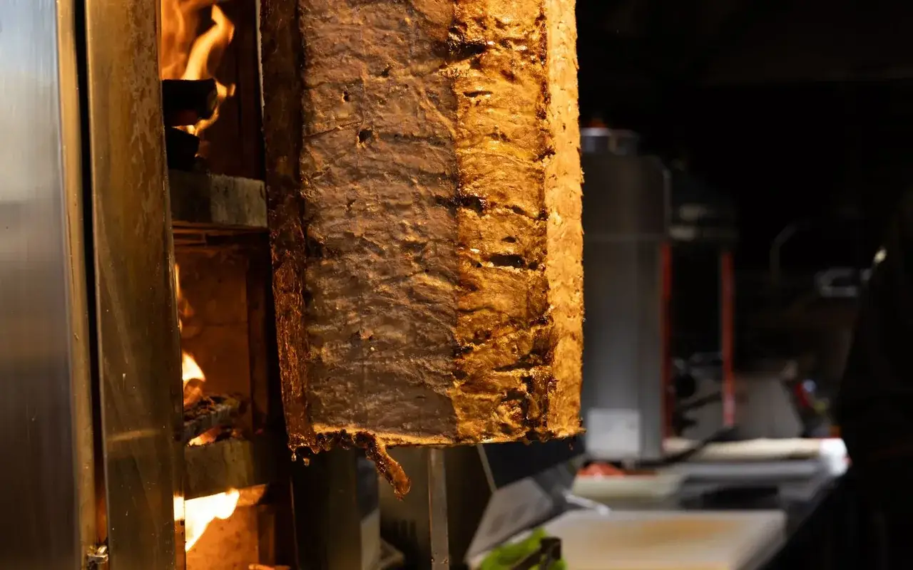 Shawarma Al Mouna concept homepage.